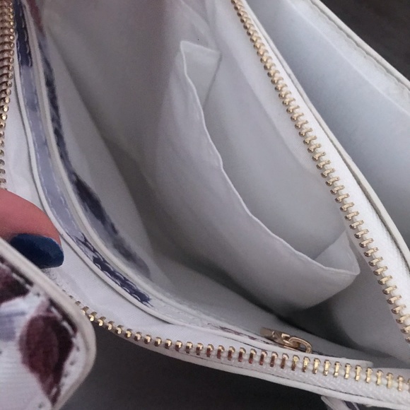 Bebe crossbody floral bag - Picture 3 of 3